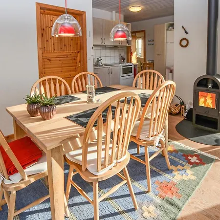 Stunning In W/ 2 Bedrooms 度假居 *