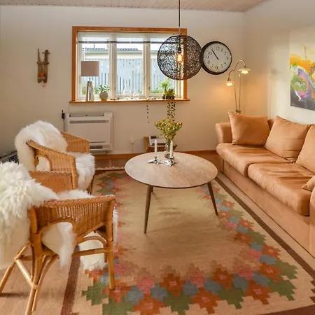Stunning In W/ 2 Bedrooms 度假居 *
